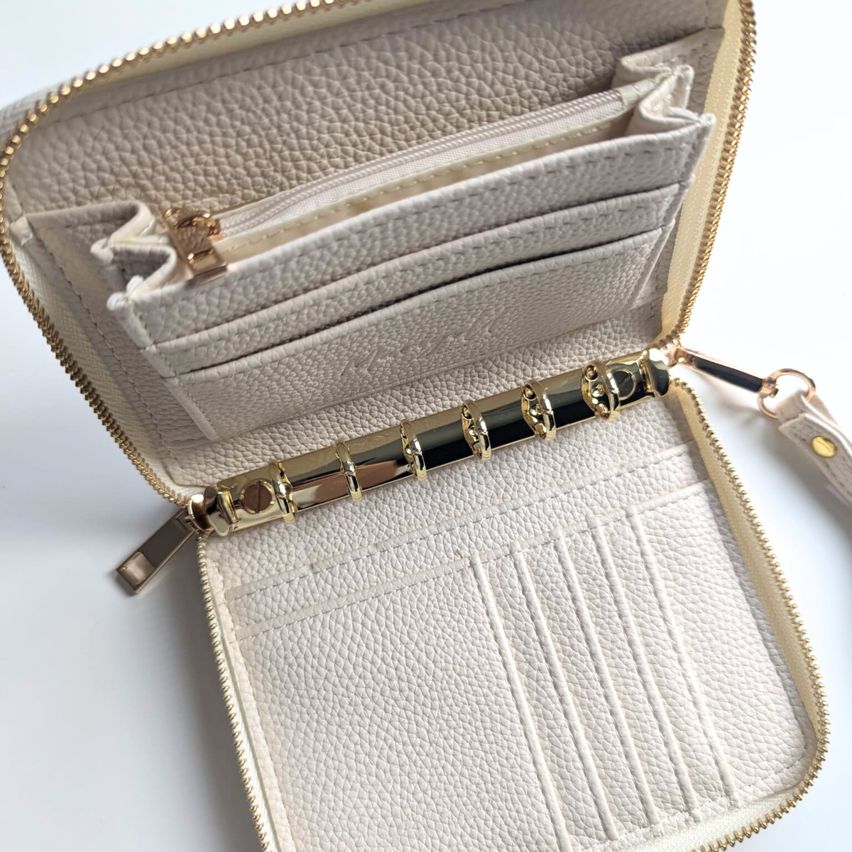 A7 Ivory Wallet