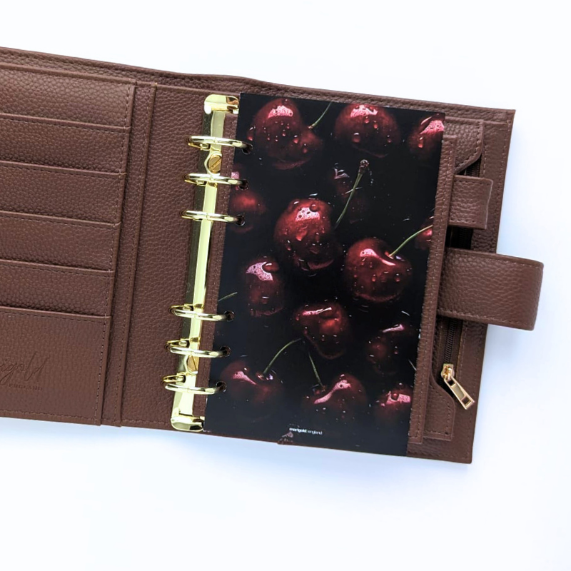 Cherry Noir Dashboard