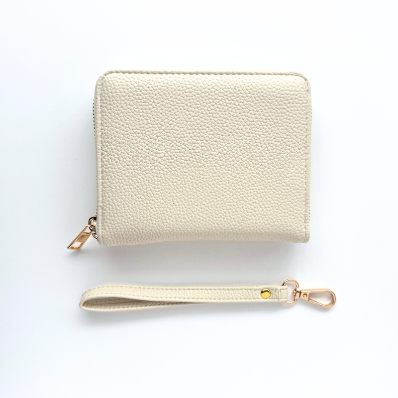 A7 Ivory Wallet